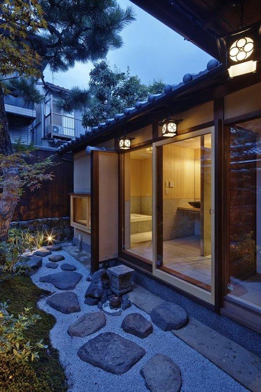 Machiya in Kita-ku, Kyoto — photograph 3
