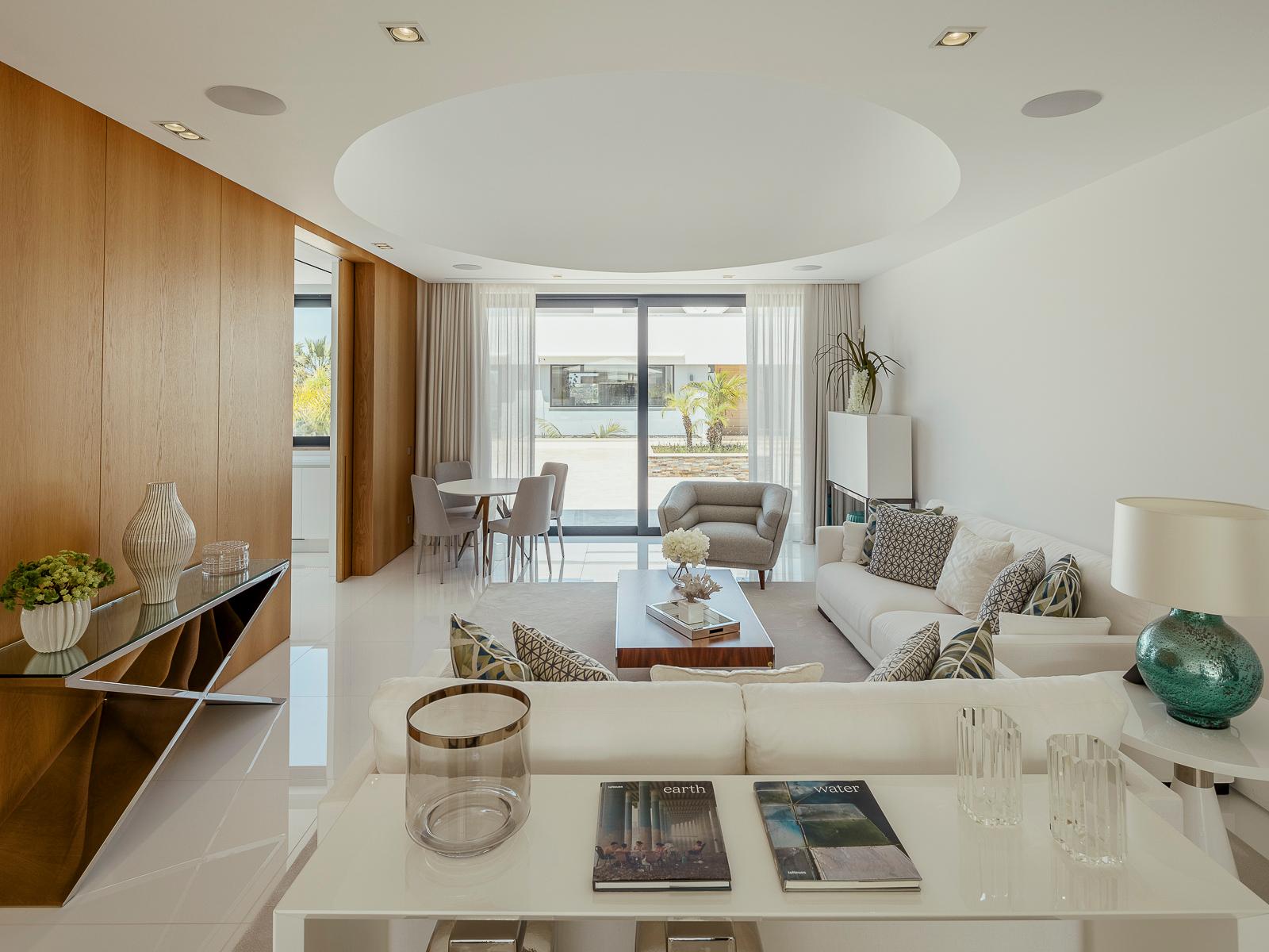 8-Bedroom House in Lagoa — photograph 5